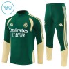 Goedkope Real Madrid Kind Trainings Sweatshirt Kwart-Zip 2026-27 Groene Goedkope Real Madrid Kind Trainings Sweatshirt Kwart-Zip 2026-27 Groene